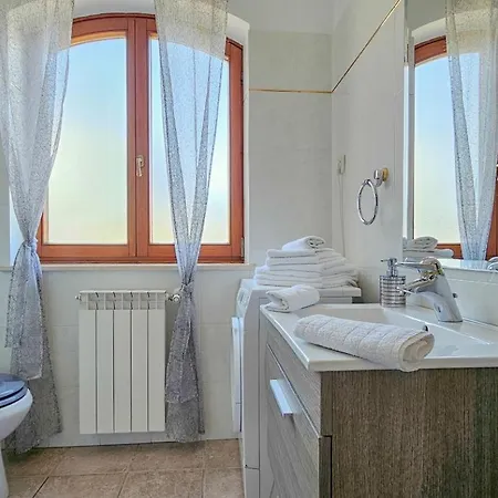 Stefi 2 * Crveni Vrh