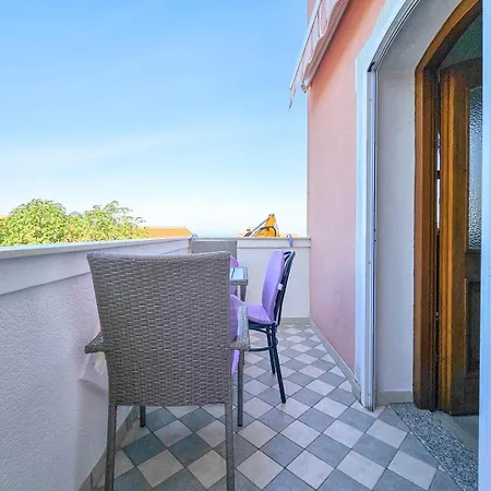 Apartment Stefi 2 *