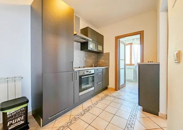 Stefi 2 * Crveni Vrh