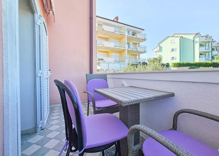 Appartement Stefi 2 *